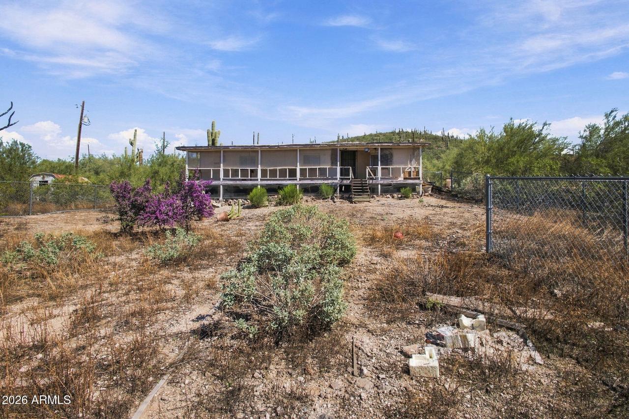 44434 N 22nd St., New River, AZ 85087