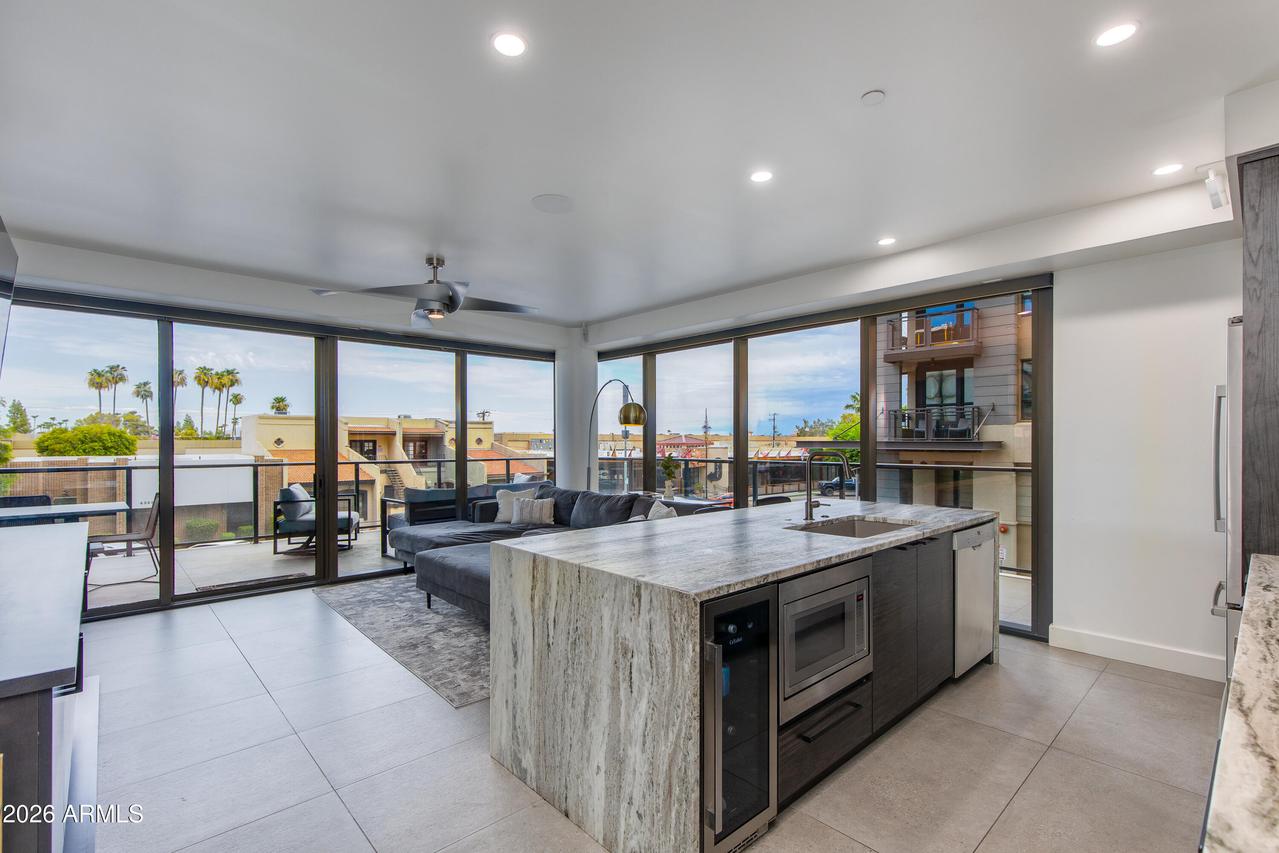 4422 N 75th St. #2008, Scottsdale, AZ 85251
