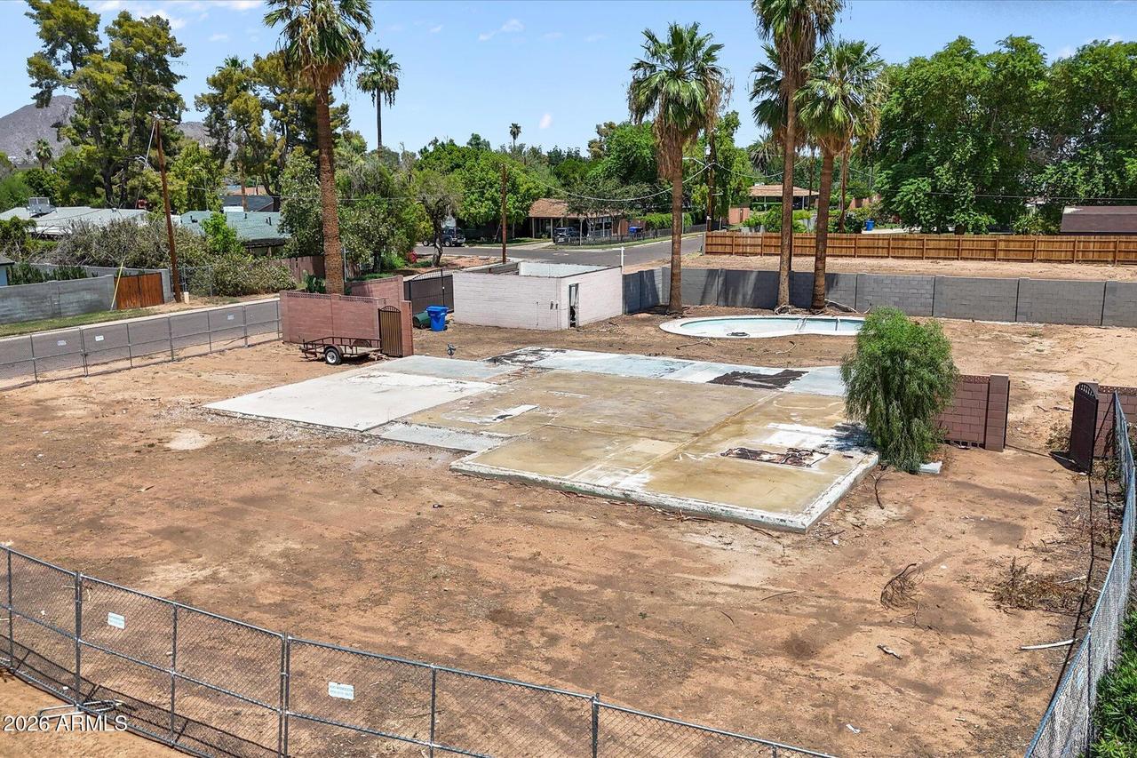 1875 N 38th Pl. #A, Phoenix, AZ 85008