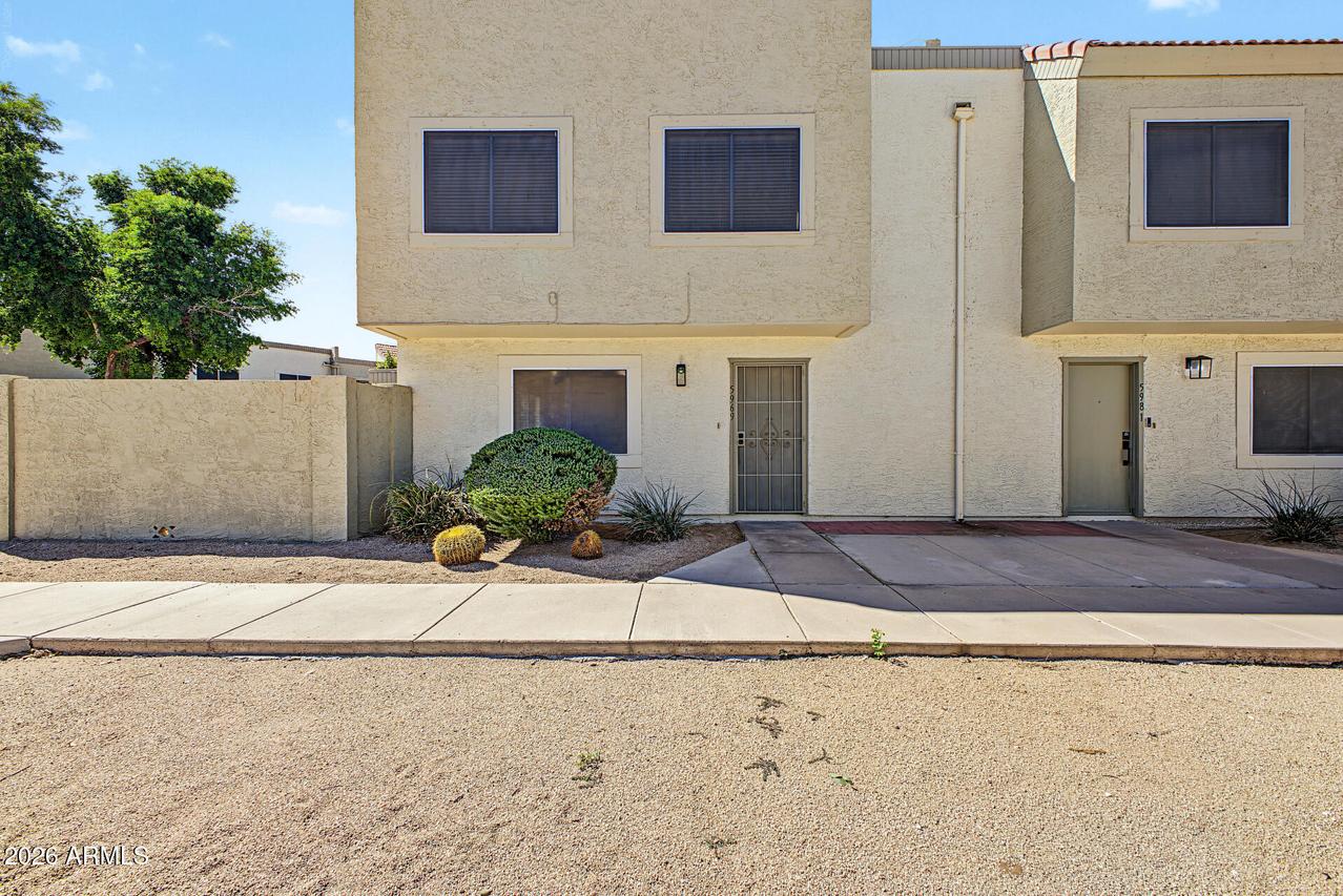 5969 N 48th Dr., Glendale, AZ 85301