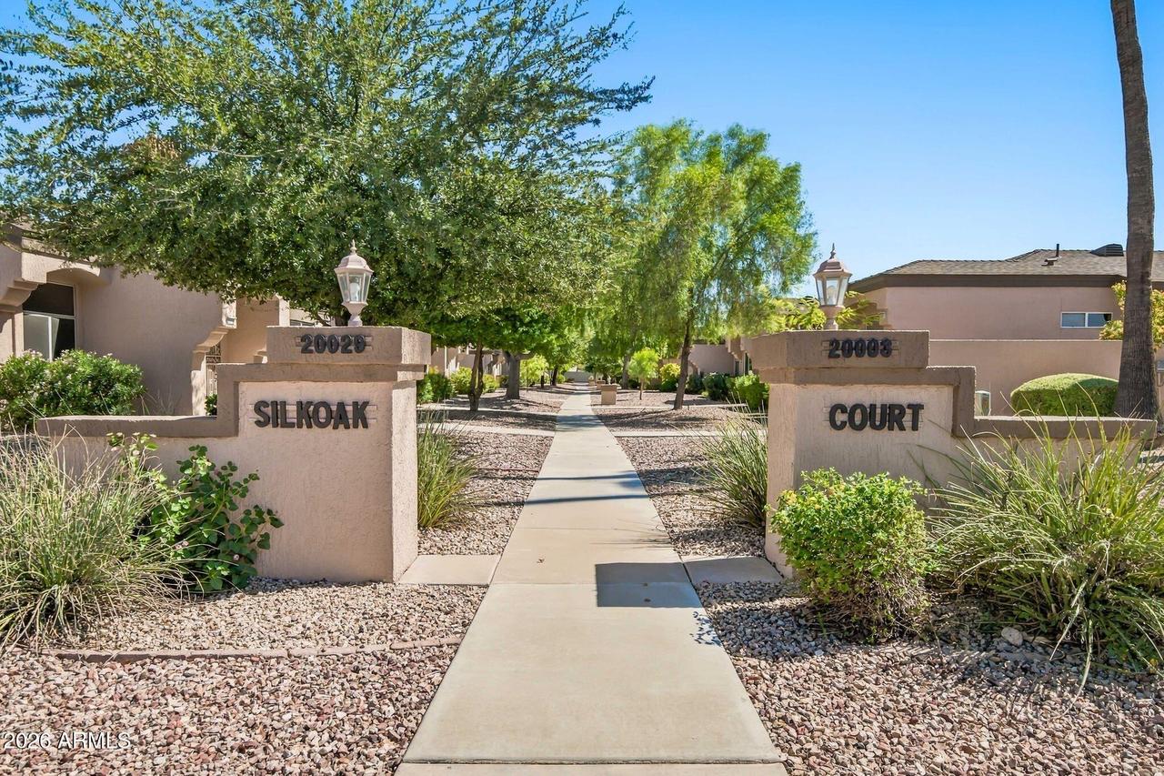 20027 N Greenview Dr., Sun City West, AZ 85375