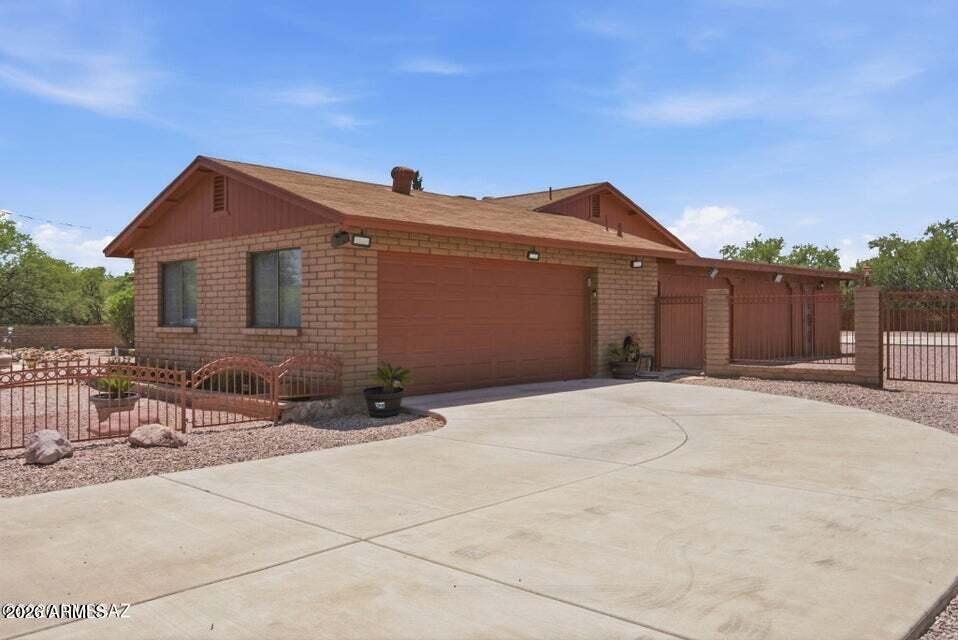 766 Pachuca Ct., Rio Rico, AZ 85648