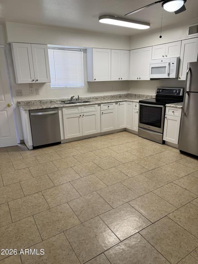 3313 W Golden Ln., Phoenix, AZ 85051