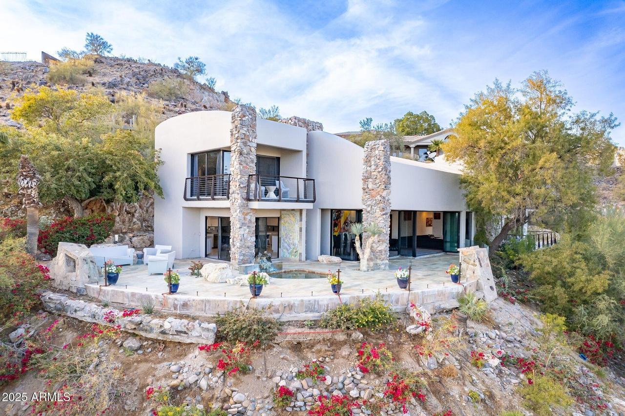 7044 N Hillside Dr., Paradise Valley, AZ 85253