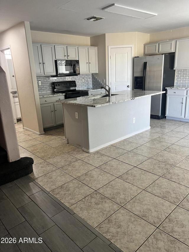 5906 S 16th Dr., Phoenix, AZ 85041