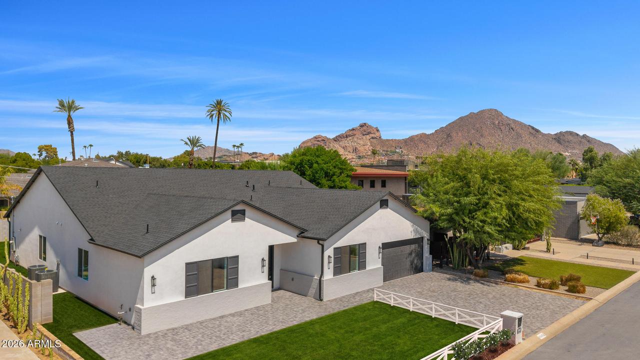 4048 E Minnezona Ave., Phoenix, AZ 85018