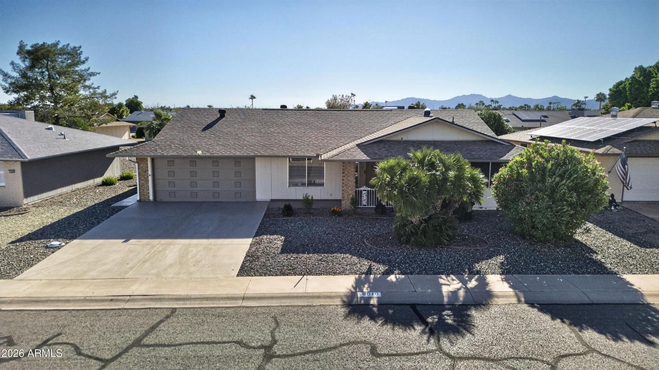 18010 N 134th Dr., Sun City West, AZ 85375