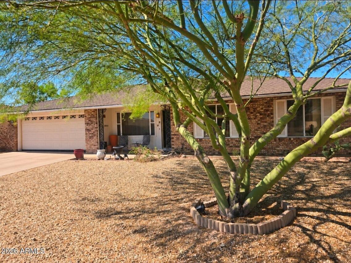 16818 N Burns Dr., Sun City, AZ 85351