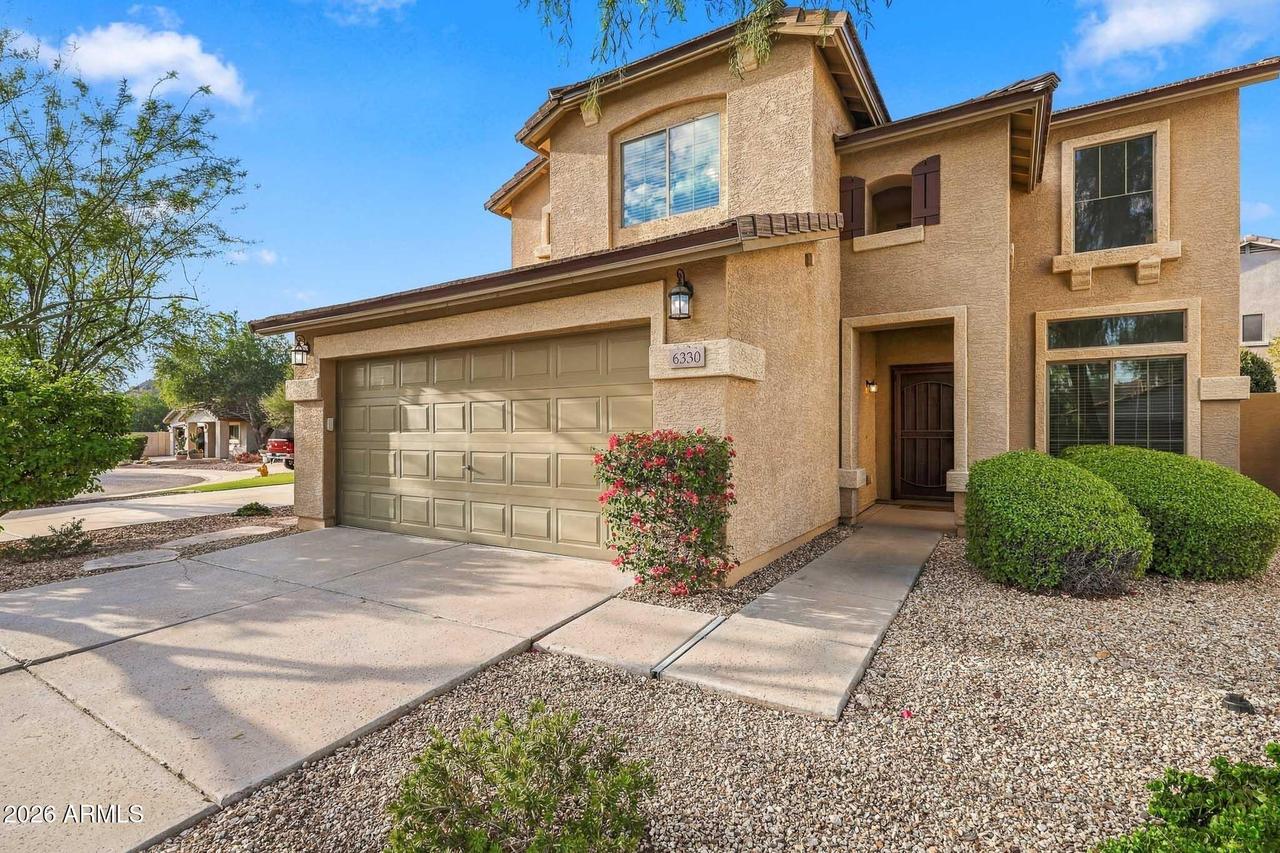 6330 W Big Oak St., Phoenix, AZ 85083