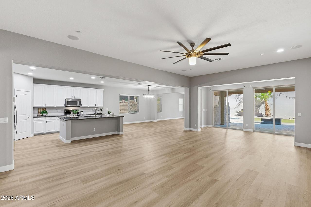 13392 W Creosote Dr., Peoria, AZ 85383
