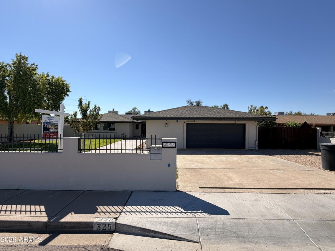 325 W Manhatton Dr., Tempe, AZ 85282