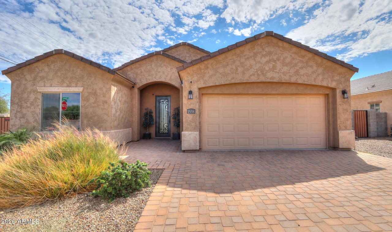 1598 N Himosa Dr., Casa Grande, AZ 85122