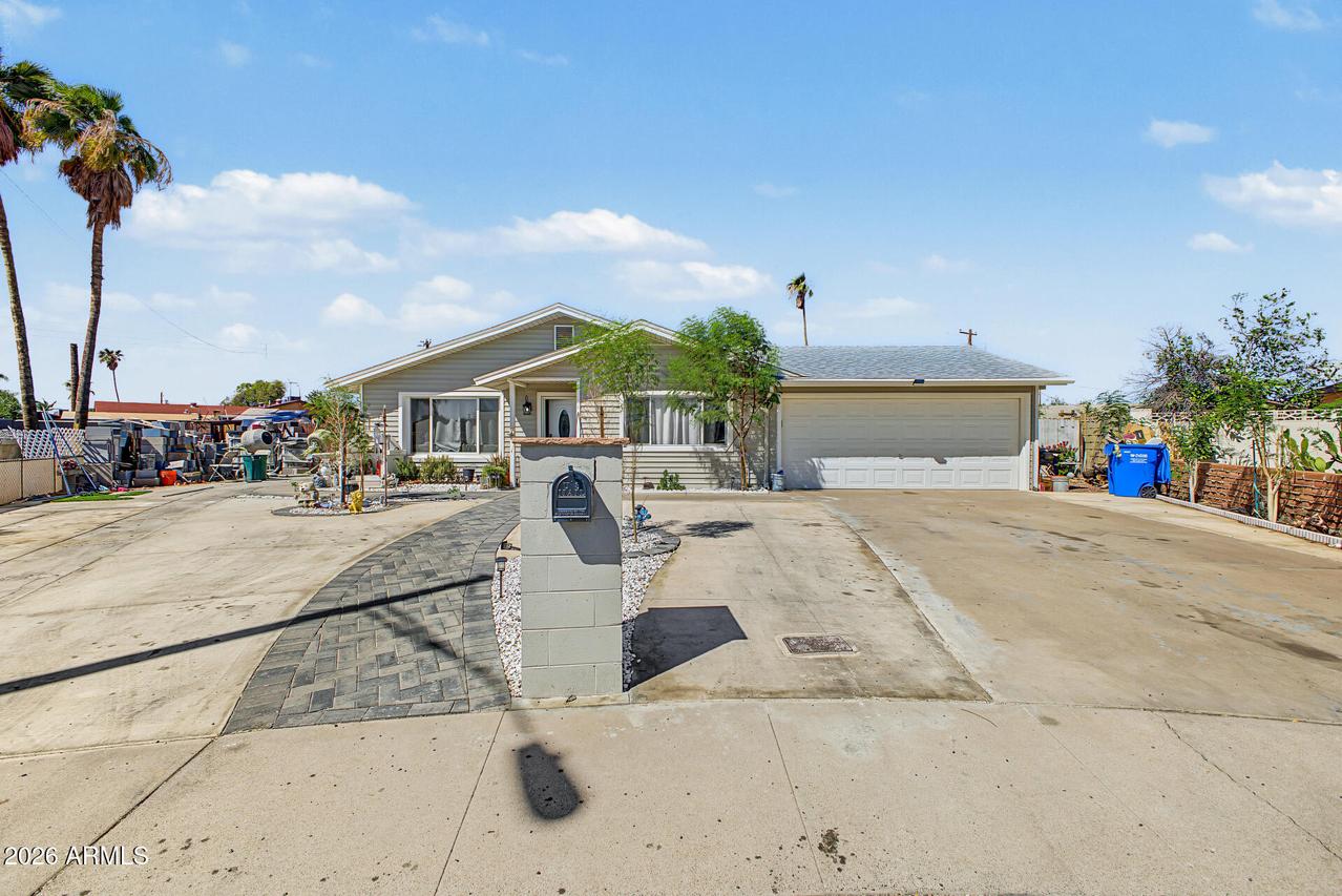 5454 W Roanoke Ave., Phoenix, AZ 85035