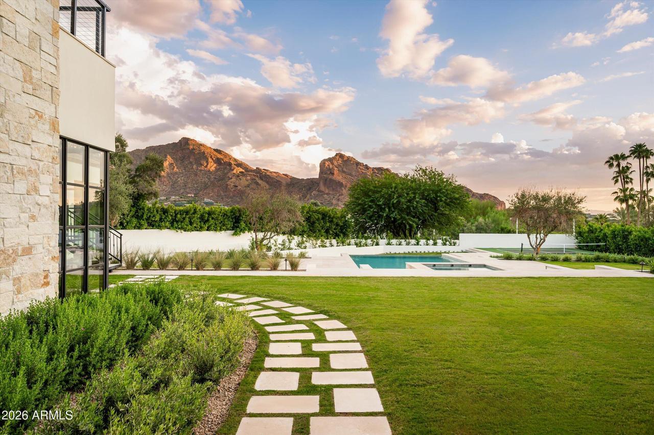 7017 E Palo Verde Ln., Paradise Valley, AZ 85253