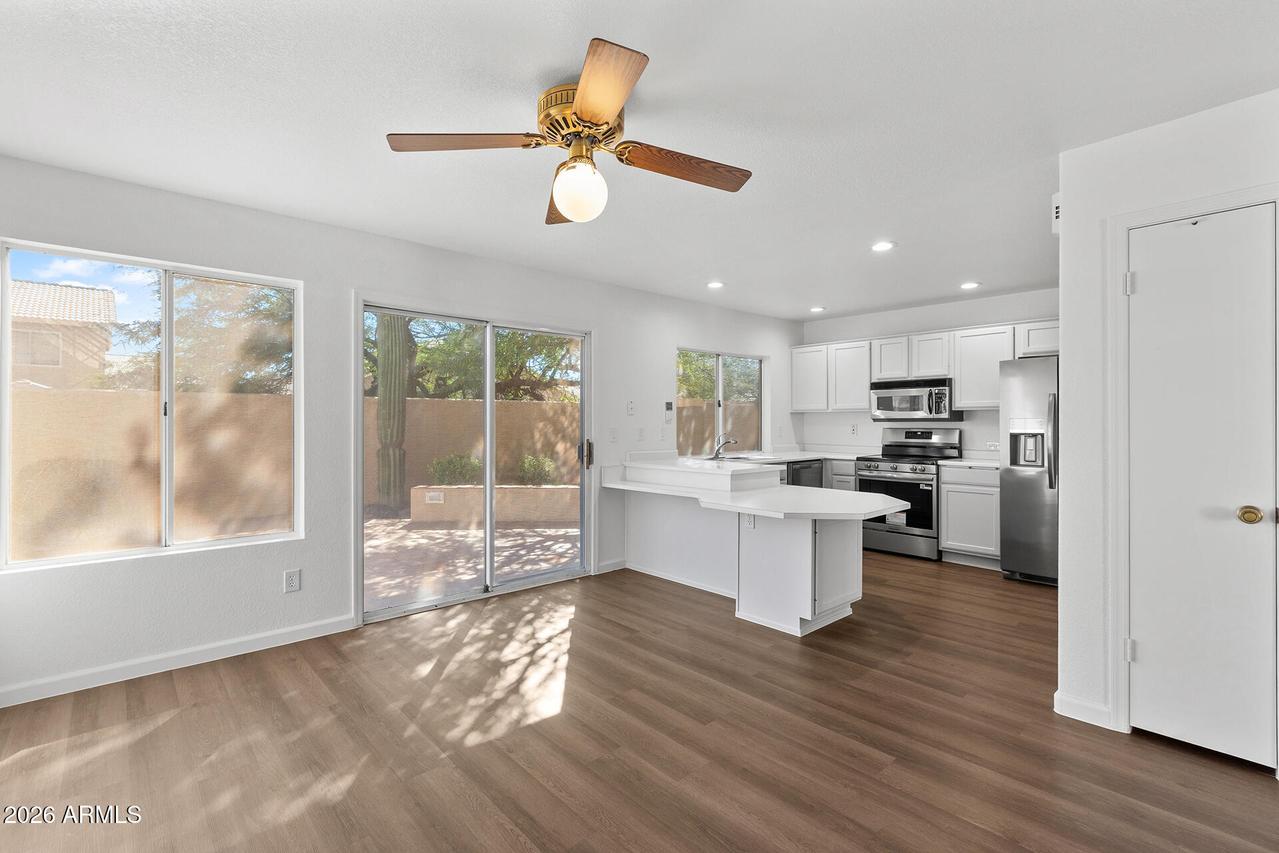 3901 E Park Ave., Phoenix, AZ 85044