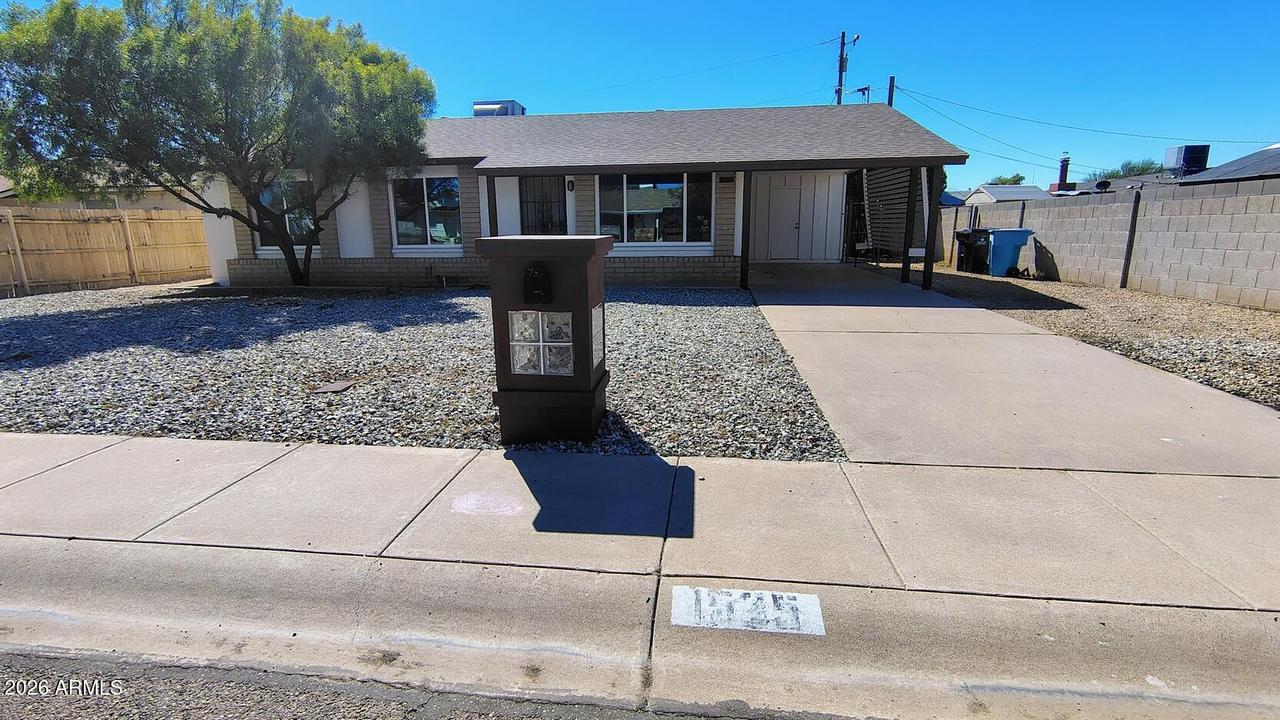 1525 W Hartford Ave., Phoenix, AZ 85023