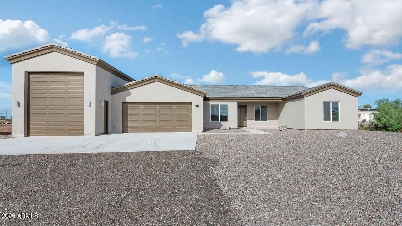 28328 N 220th Ave., Wittmann, AZ 85361