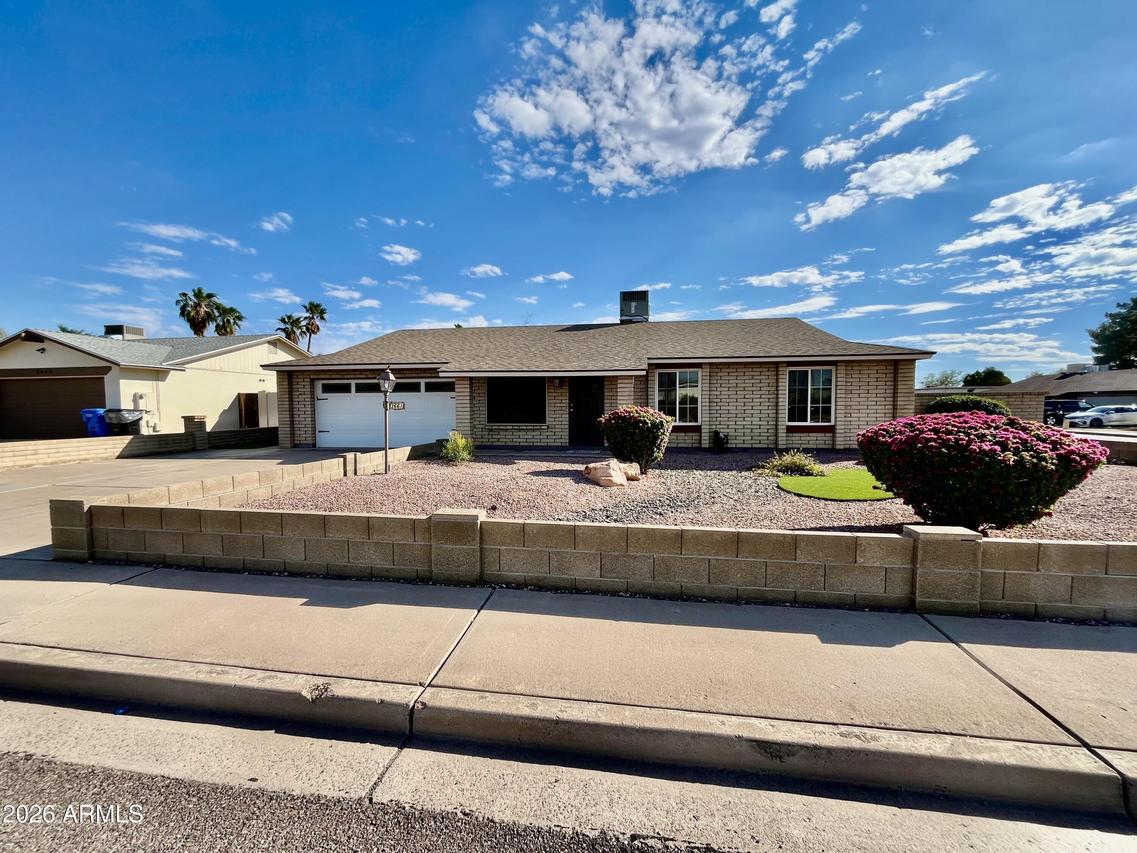 3661 W Campo Bello Dr., Glendale, AZ 85308