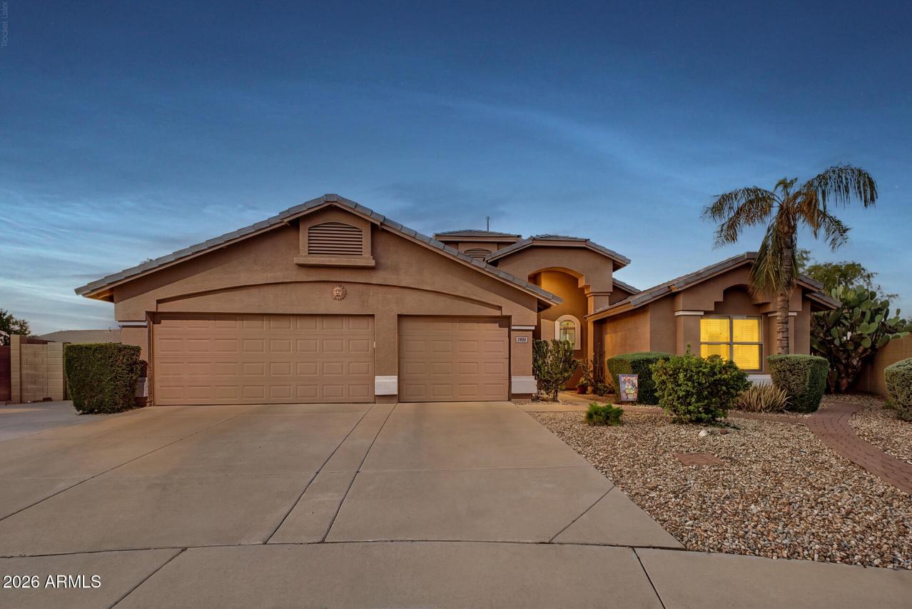 2933 S Coyote Canyon, Mesa, AZ 85212