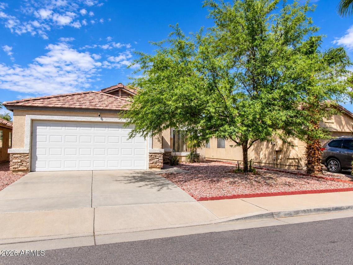 4642 N 84th Ln., Phoenix, AZ 85037