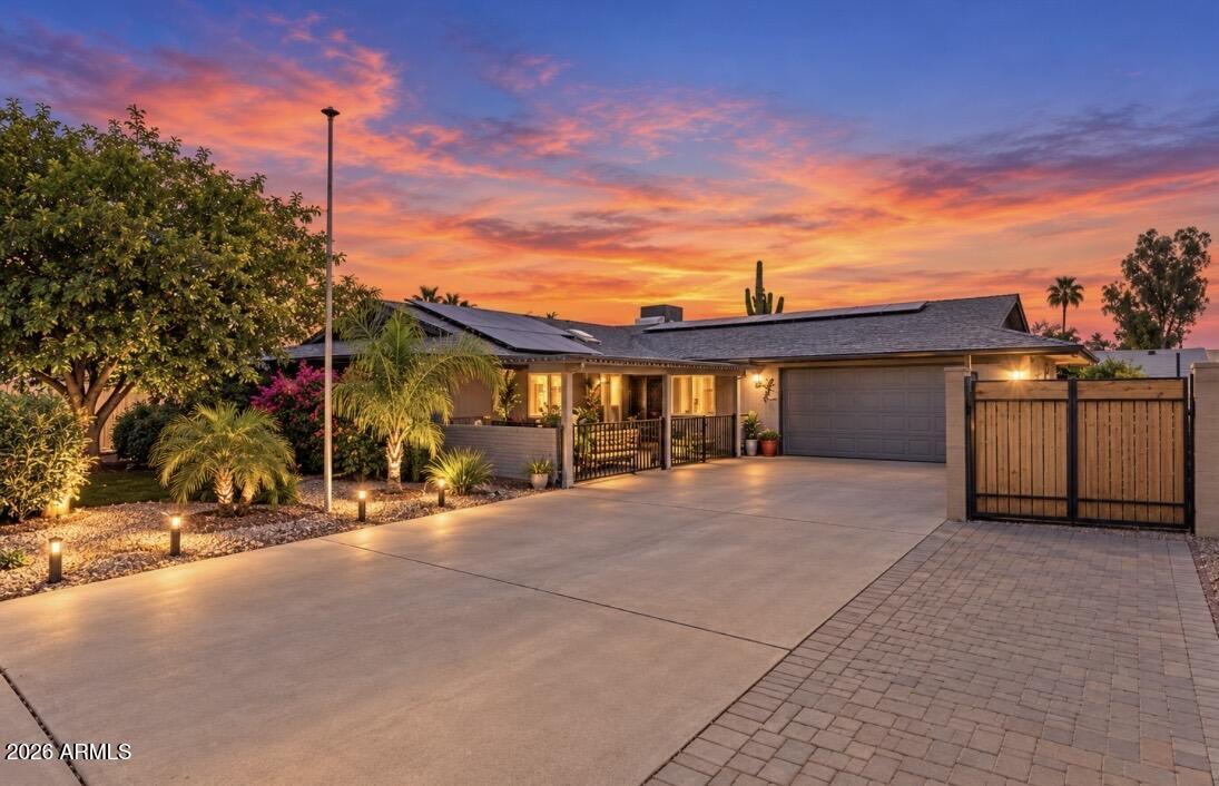 9319 W Glen Oaks Cir., Sun City, AZ 85351