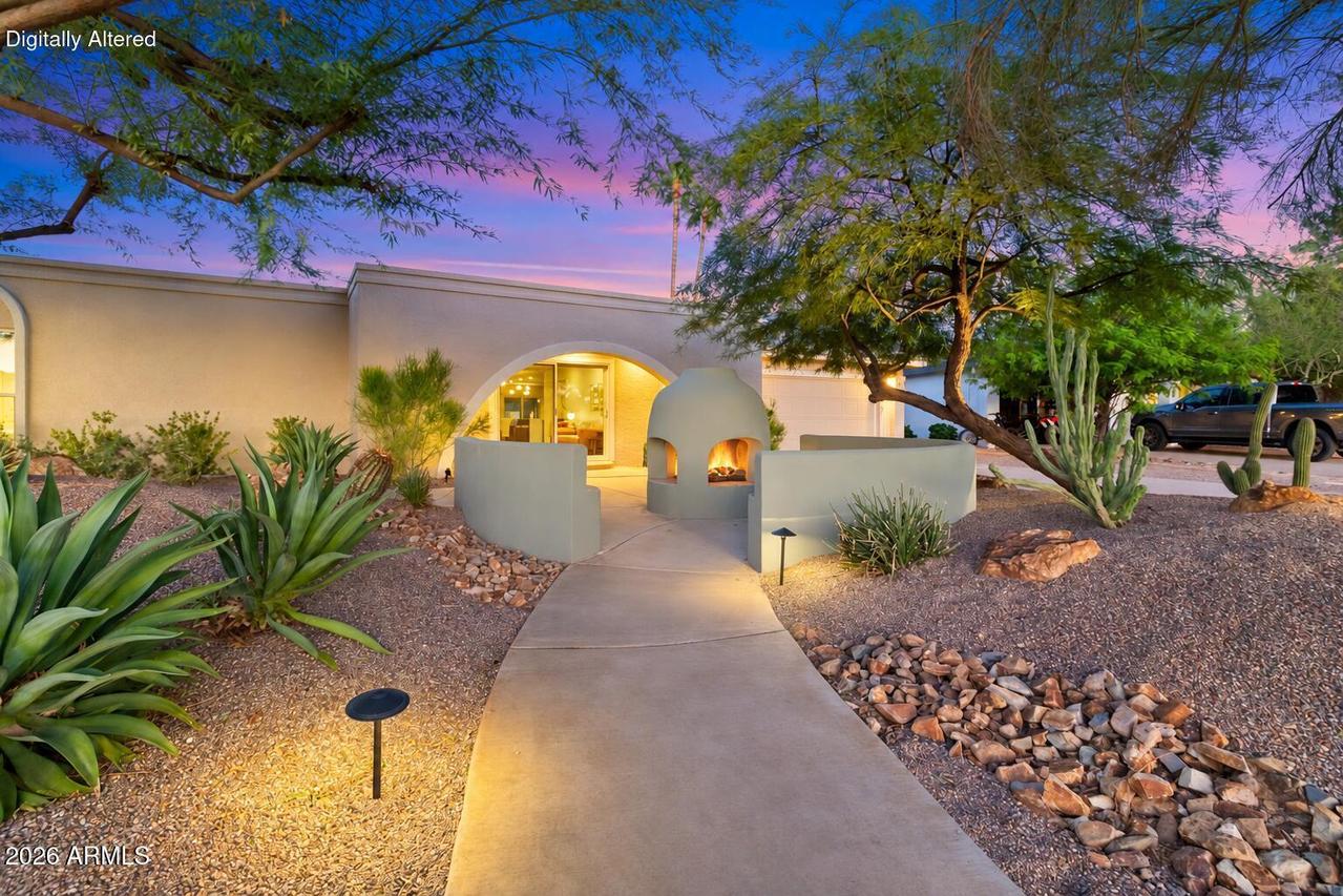 3315 E Malapai Dr., Phoenix, AZ 85028