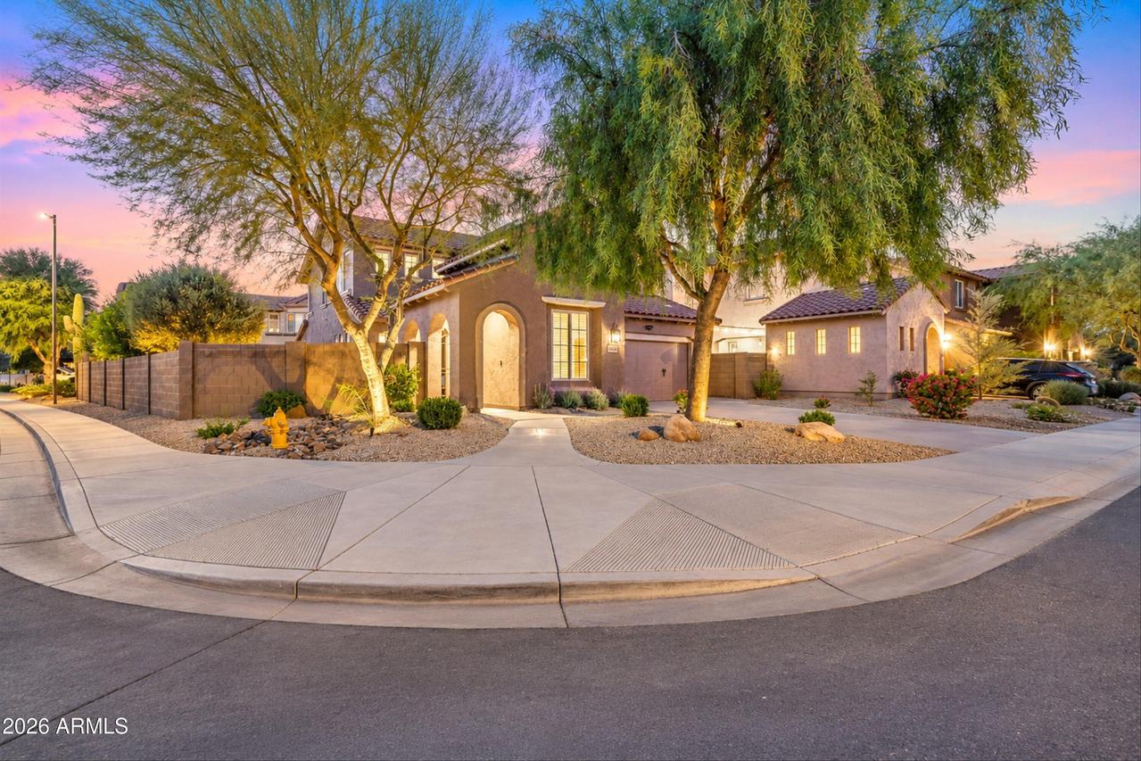 21614 N 39th Pl., Phoenix, AZ 85050