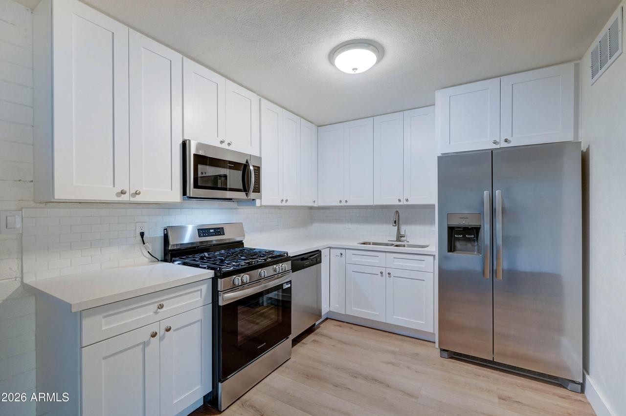 6413 S 21st Pl., Phoenix, AZ 85042