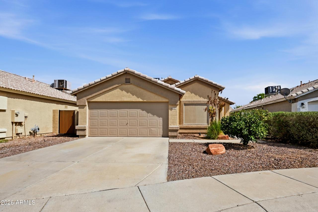 5211 N 104th Dr., Glendale, AZ 85307