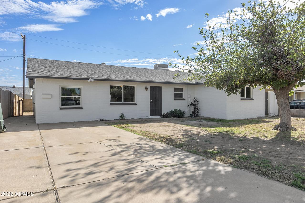 7935 W Earll Dr., Phoenix, AZ 85033