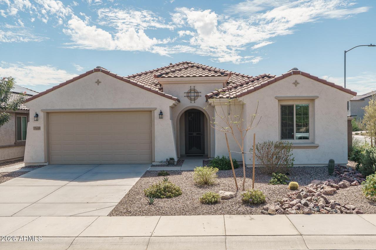 17649 W Medlock Dr., Litchfield Park, AZ 85340