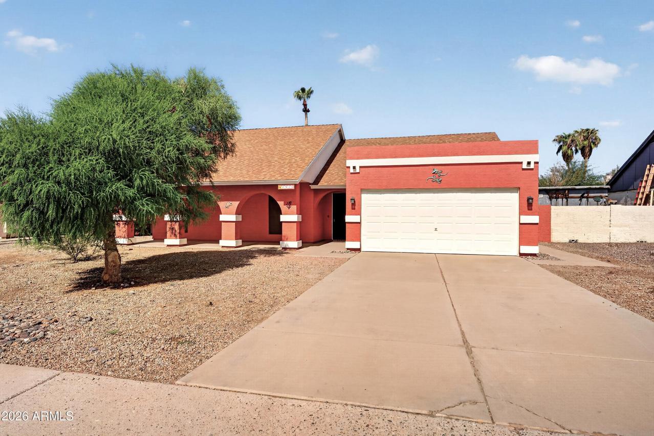 8920 W Hatcher Rd., Peoria, AZ 85345