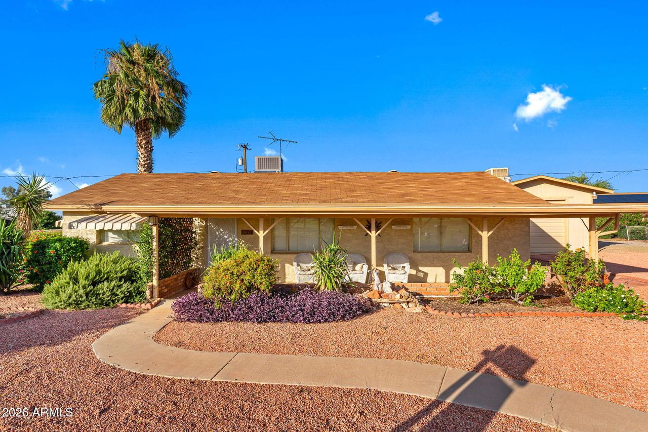 210 Debs Cir., Morristown, AZ 85342