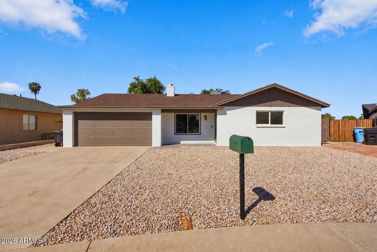 11450 N 44th Ave., Glendale, AZ 85304