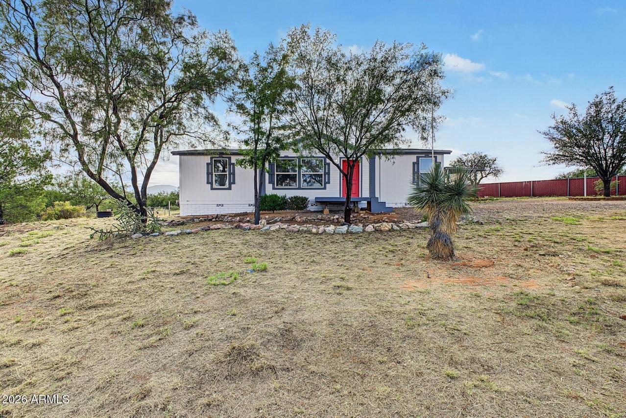 6105 S Ranchita De Mia Ln., Hereford, AZ 85615