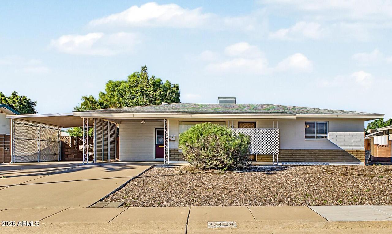 5634 E Des Moines St., Mesa, AZ 85205