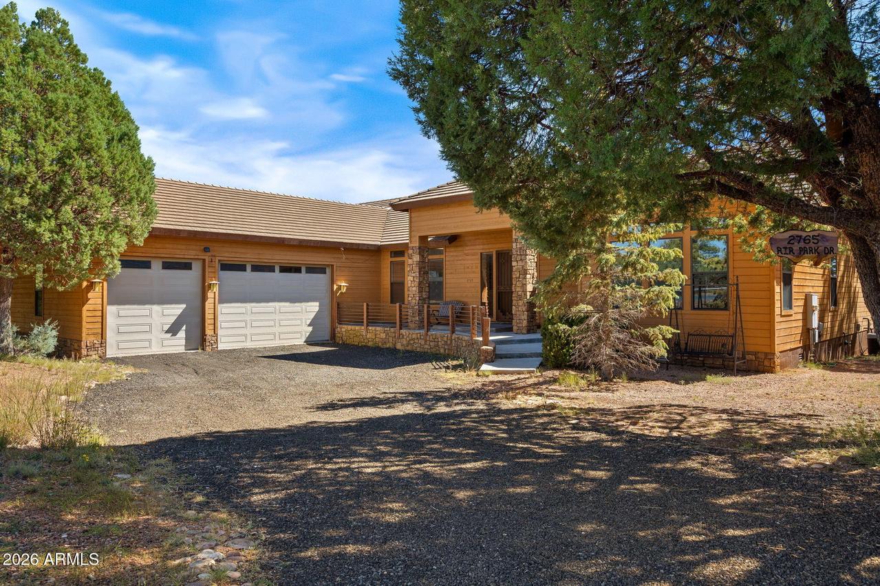2765 Air Park Dr., Overgaard, AZ 85933