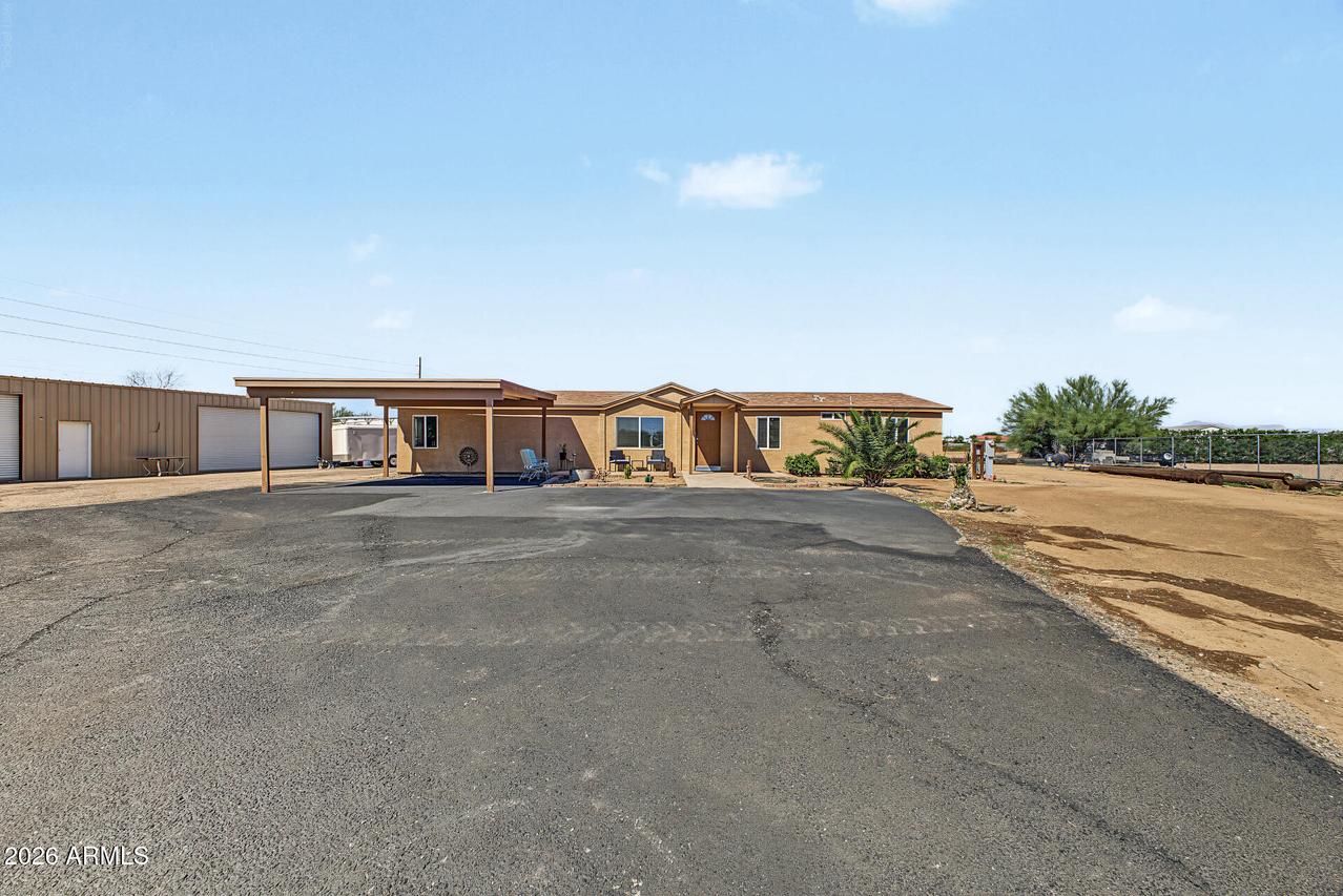 3504 E Triple Crown Dr., San Tan Valley, AZ 85140