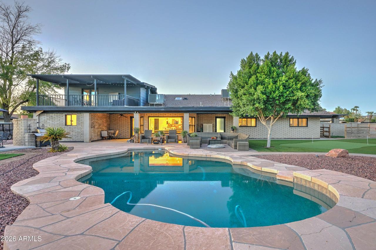 7201 W Bluefield Ave., Glendale, AZ 85308