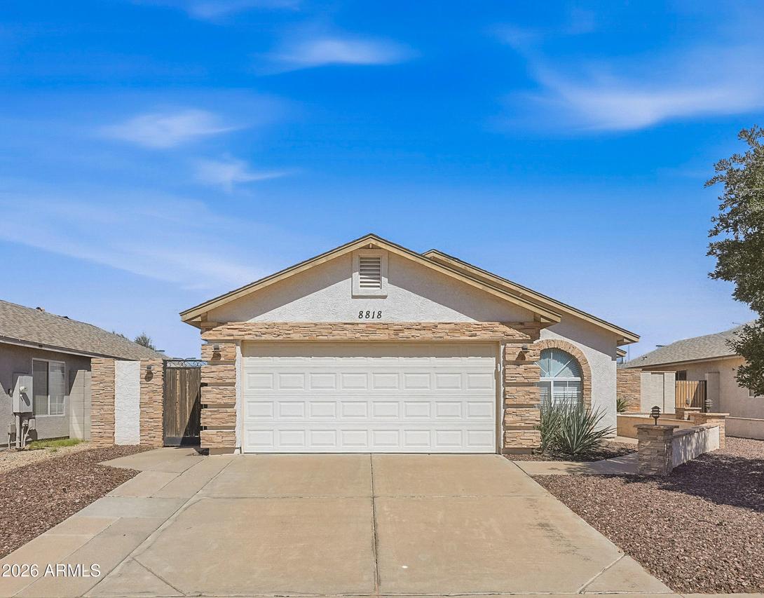 8818 E Downing St., Mesa, AZ 85207