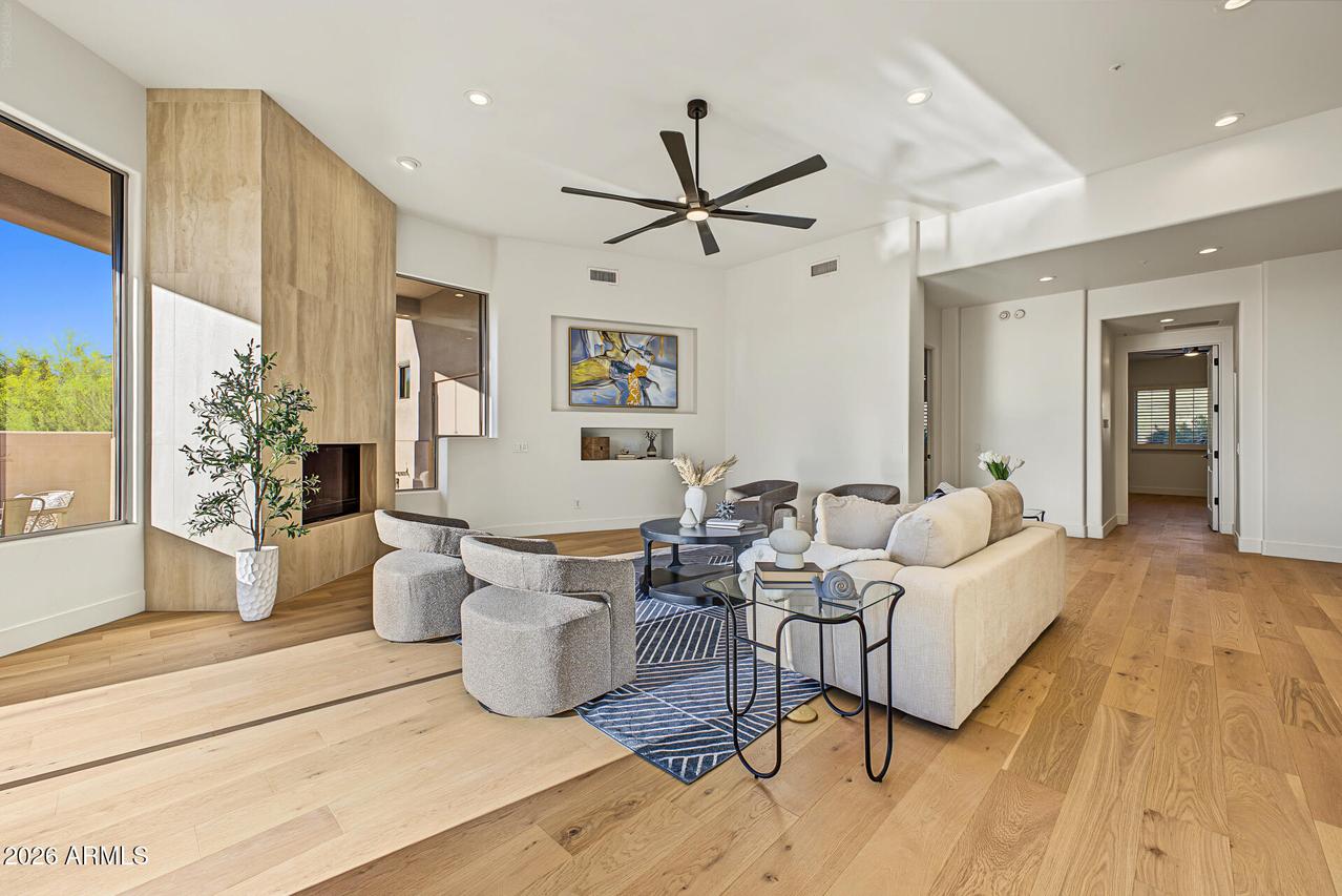 10962 E Dale Ln., Scottsdale, AZ 85262