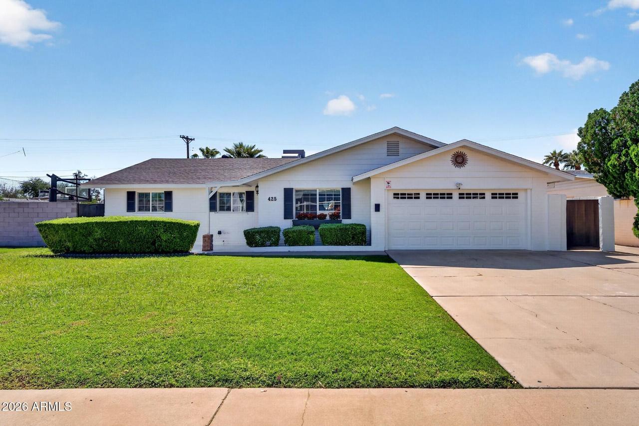 425 E Hermosa Dr., Tempe, AZ 85282
