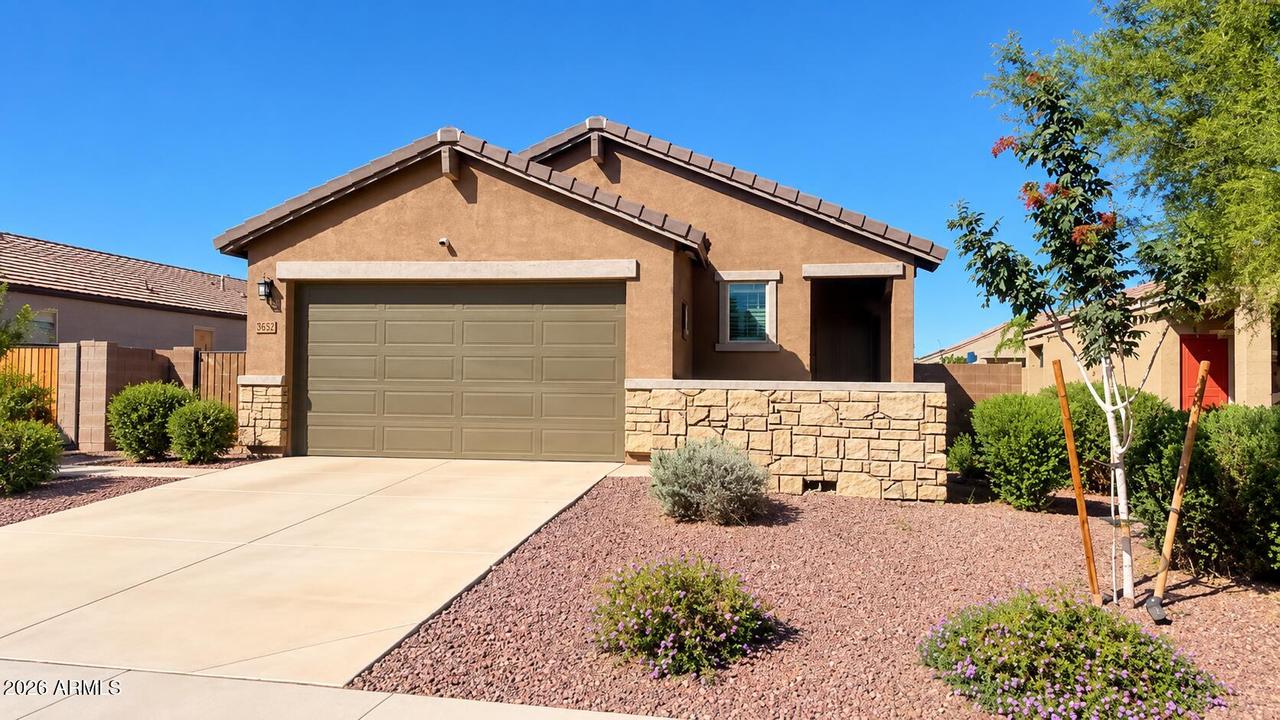 3652 E Archer Dr., San Tan Valley, AZ 85140