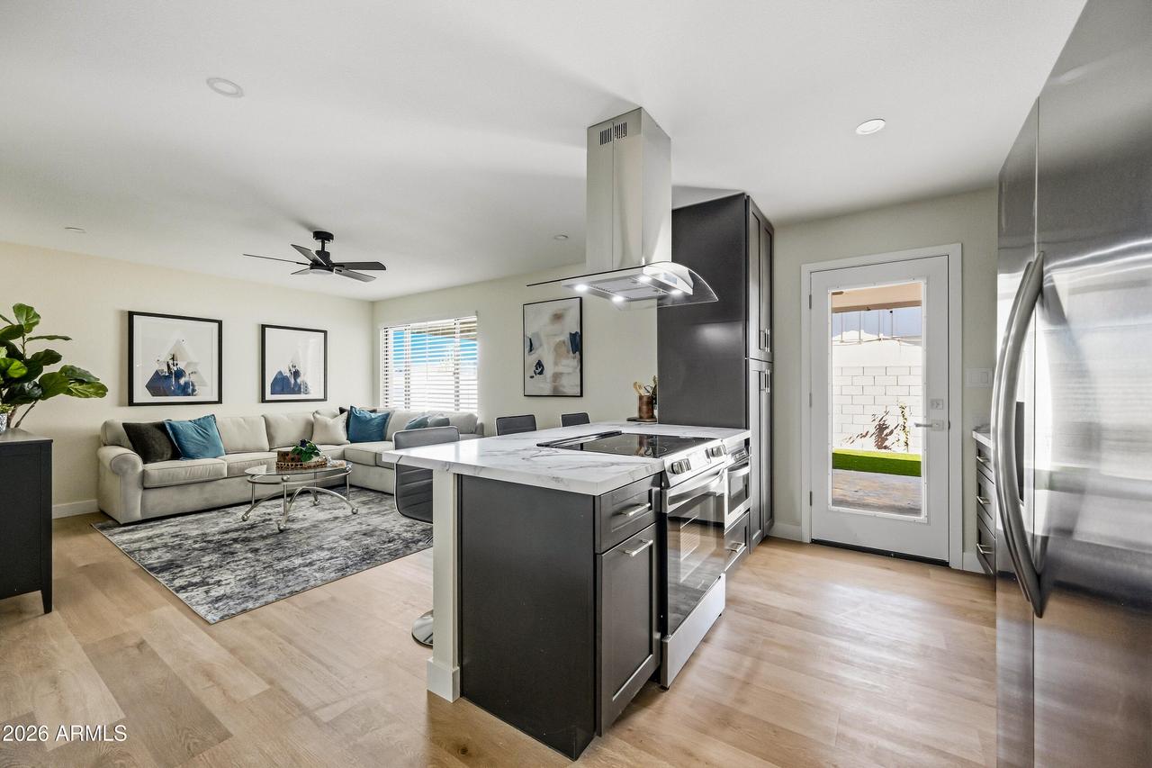 1628 E El Parque Dr., Tempe, AZ 85282