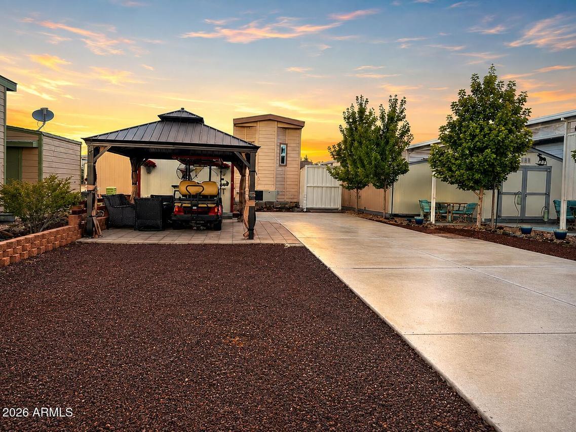 8202 Apache Way #423, Show Low, AZ 85901