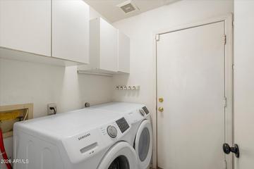 2823 E Blackhawk Dr., Phoenix, AZ 85050