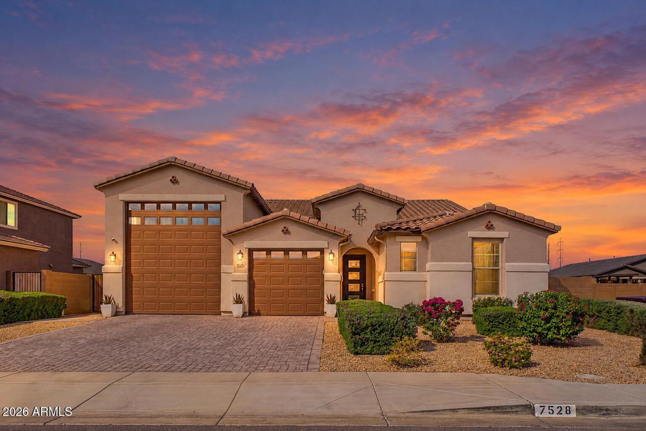 7528 W Odeum Ln., Phoenix, AZ 85043