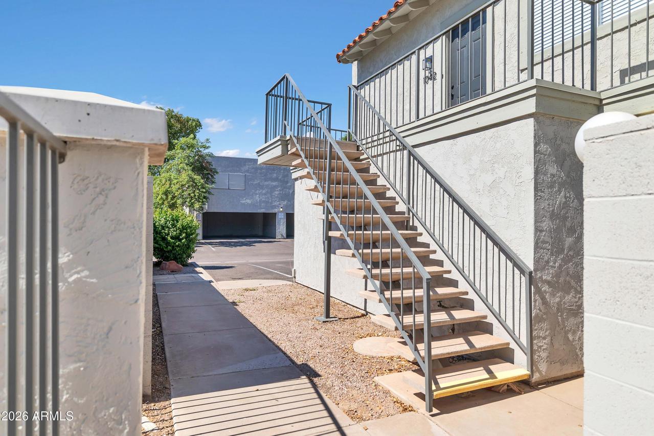 1042 N 84th Pl., Scottsdale, AZ 85257