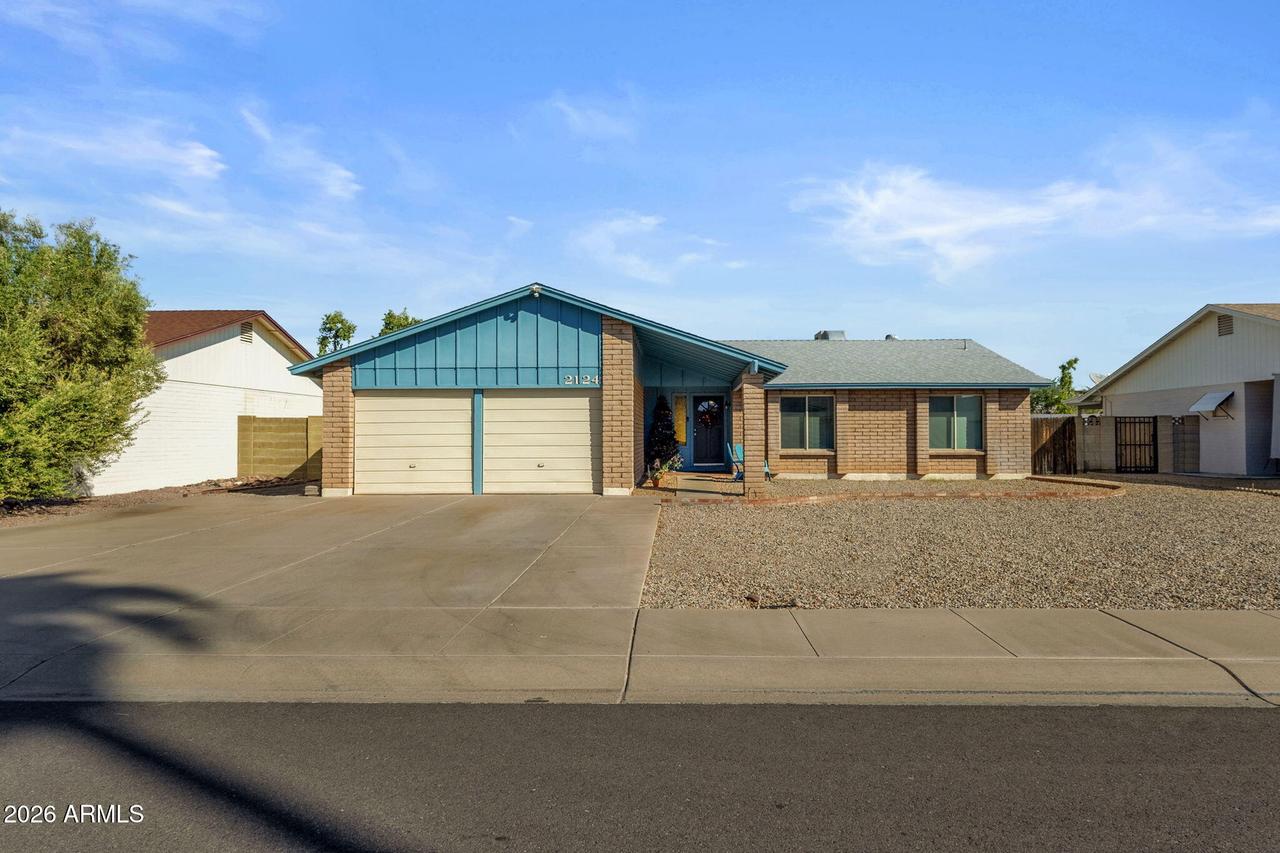 2124 E Colgate Dr., Tempe, AZ 85283