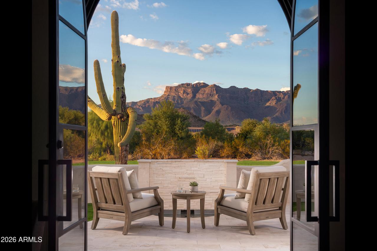 8762 E Greenview Dr., Gold Canyon, AZ 85118